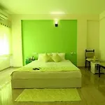 Green Tree Service Apartment
